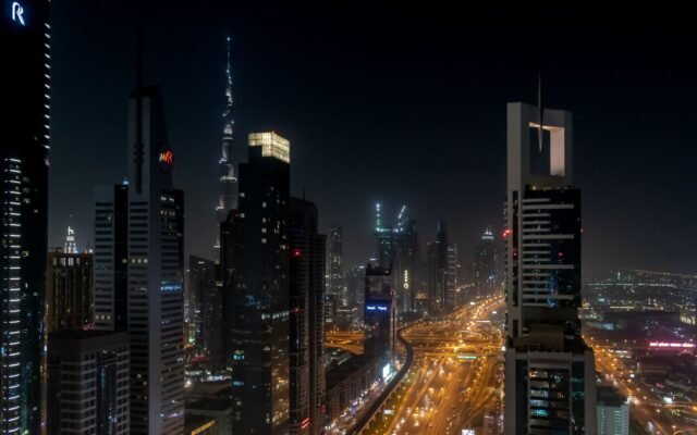 Explore Dubai's breathtaking night skyline featuring iconic skyscrapers like the Burj Khalifa.