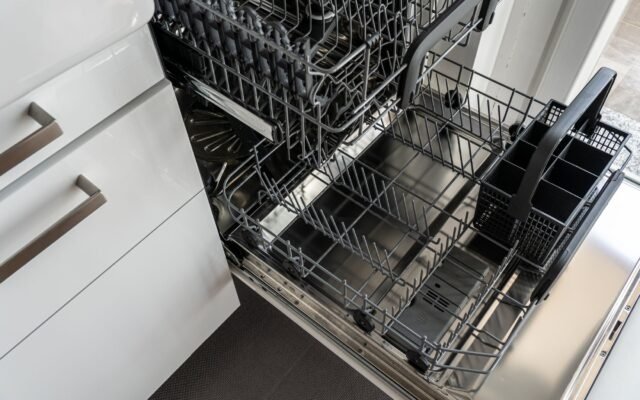Common Dishwasher Problems & Solutions